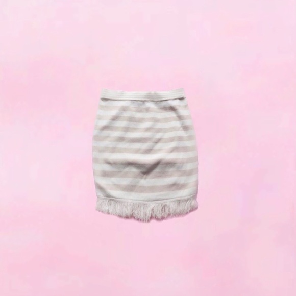 english factory ⋆ fringe hem knit skirt - Picture 1 of 6
